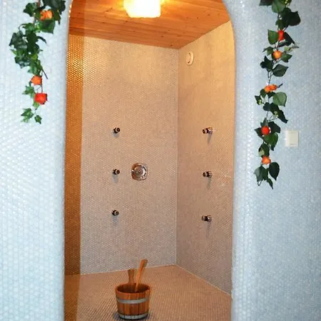 祖阿尔坦穆赫膳食公寓酒店 招待所